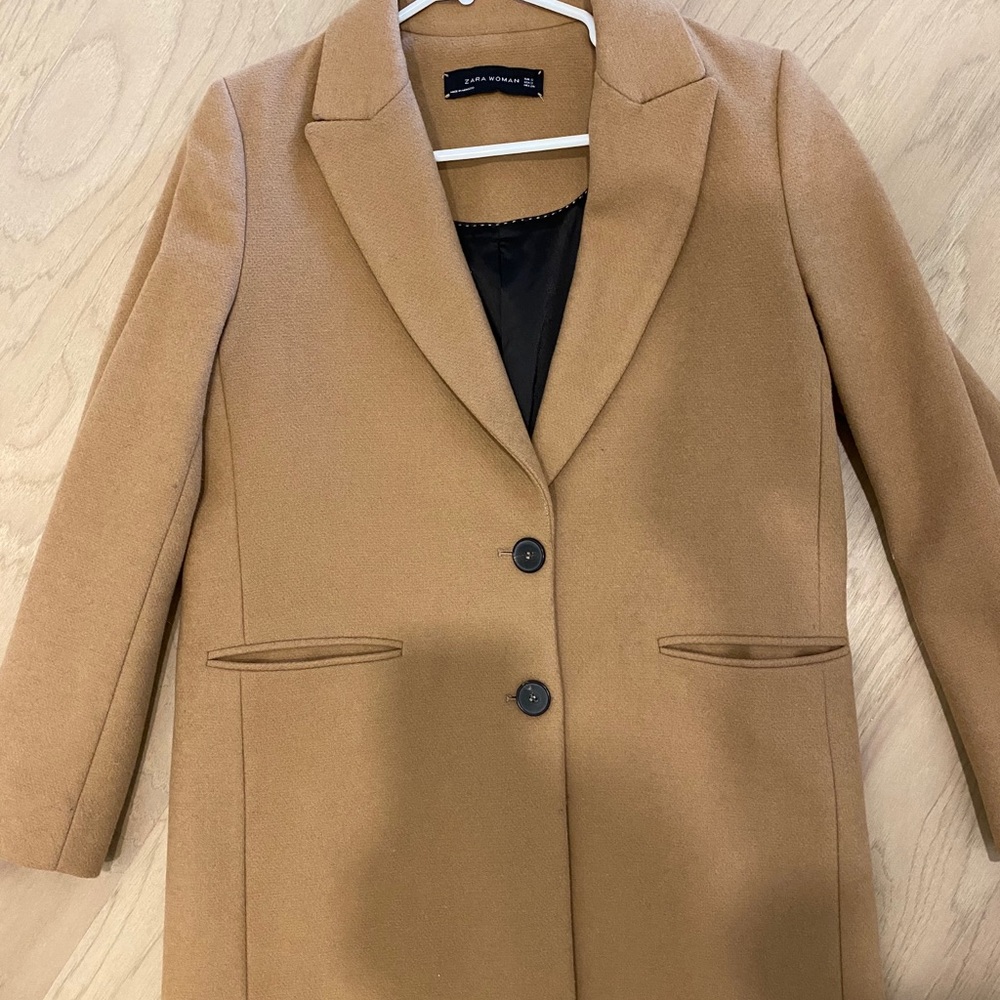 Zara camel coat like new